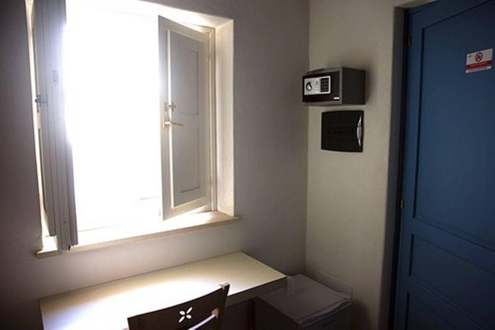 Boutique Molo S Lucia 3* Syrakus